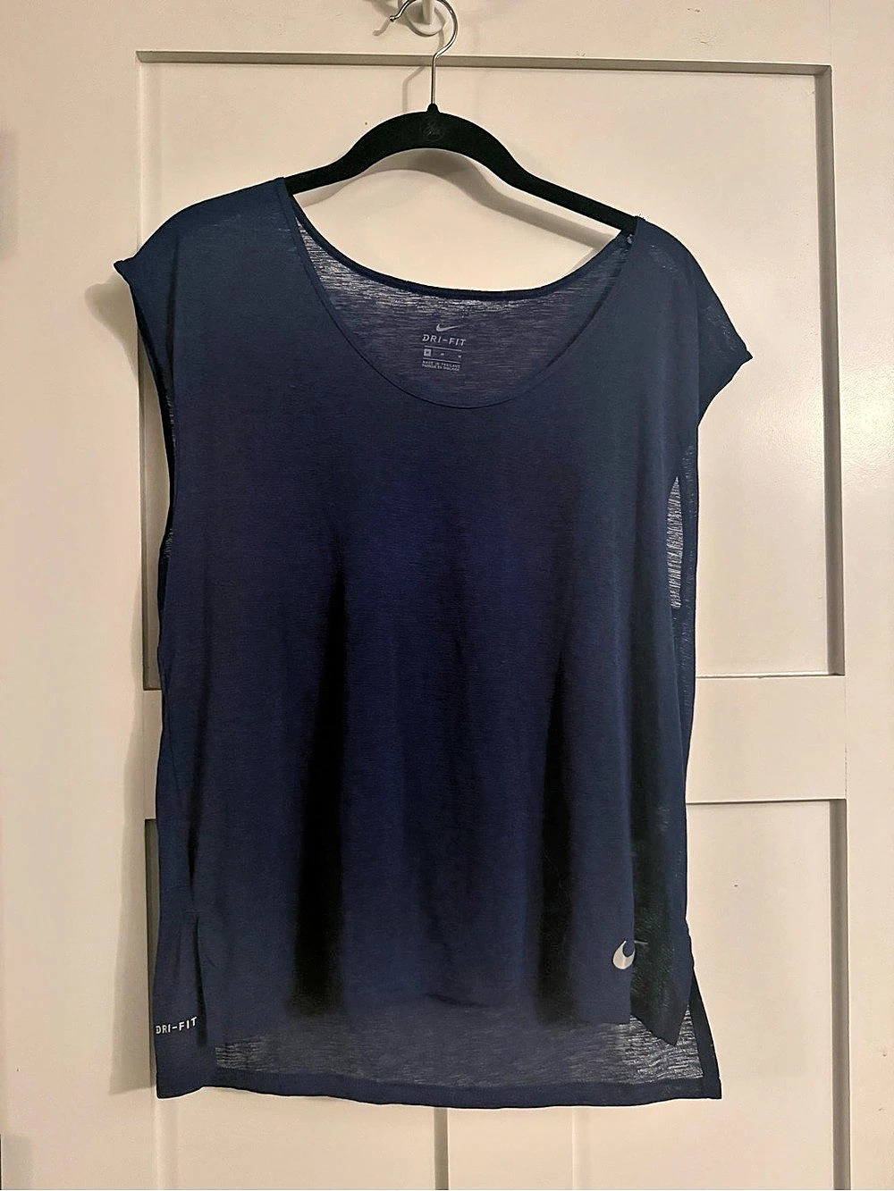Nike Dri-FIT Short Sleeve Top in Blue Size Medium